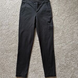 Lululemon Athletica Black Straight Leg Pants for Smart-Casual Wear